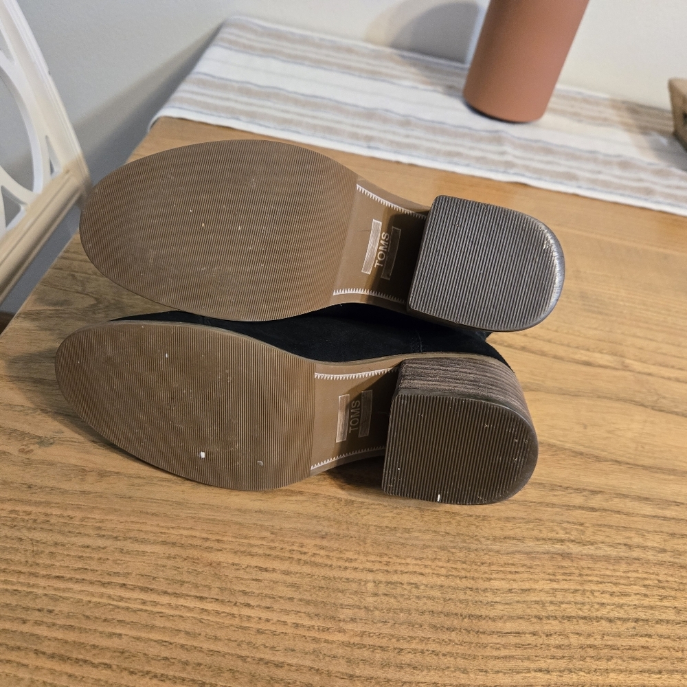 Toms Black Ankle Boots - Picture 2 of 5
